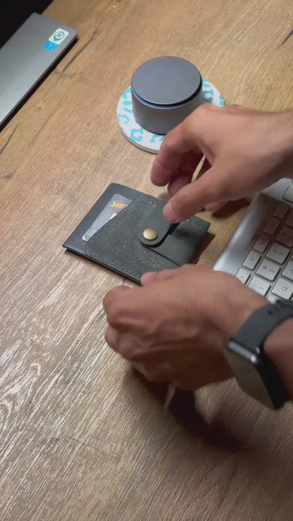 Evonation™ Double Snap Compact Wallet